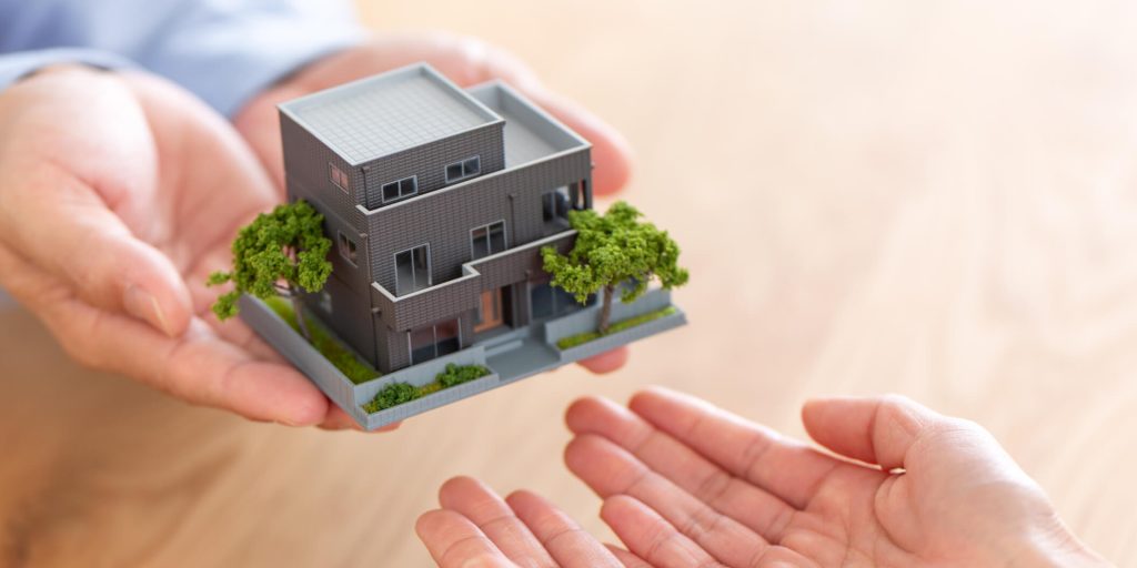 親の家を相続したらまず何をする？登記変更から管理・処分までの優先順位